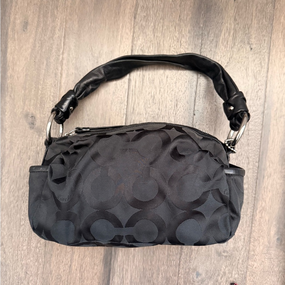 Coach Black Shoulder Women's Bag